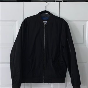 Old Navy black bomber jacket
